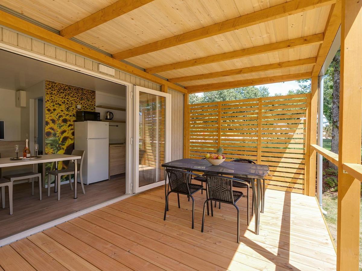 Adriamar Mobile Homes In Park Umag