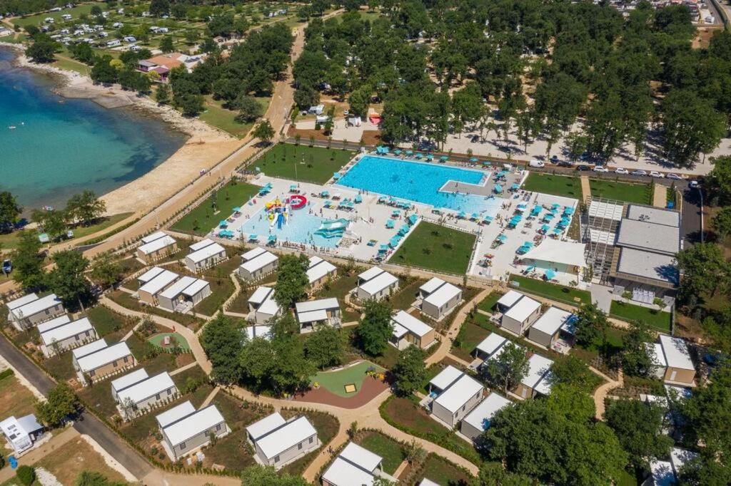 Adriamar Mobile Homes In Park Campingplatz