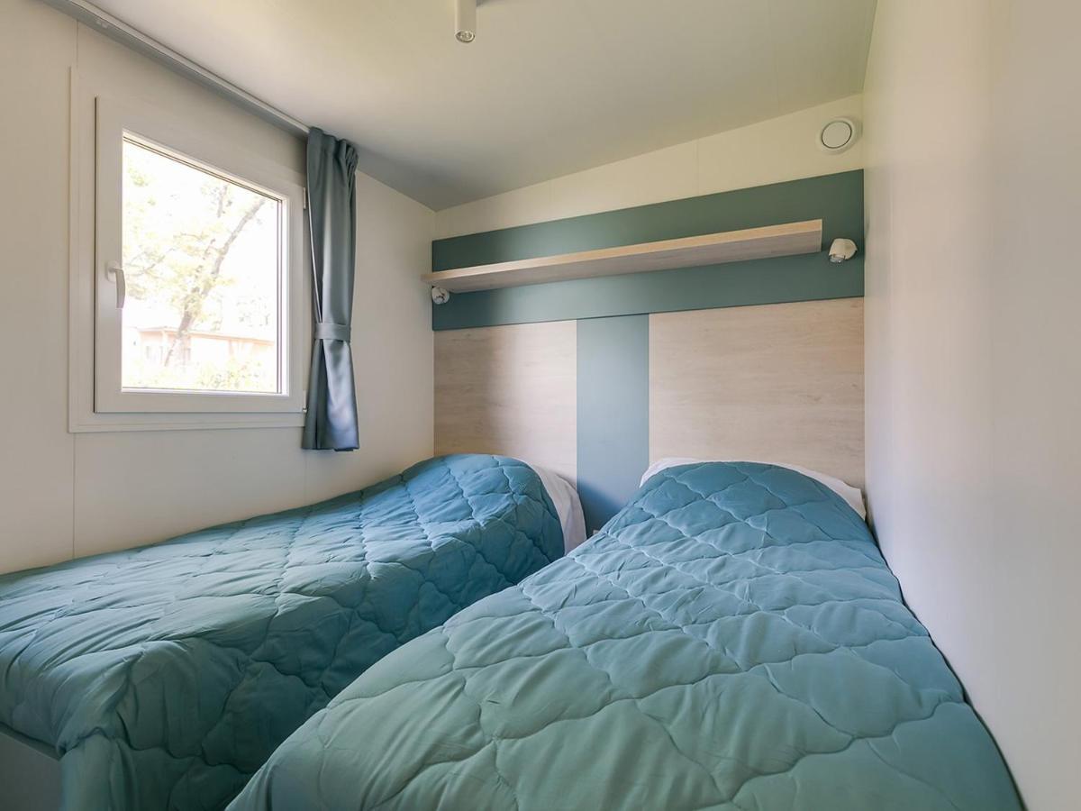 Adriamar Mobile Homes In Park Kemp *