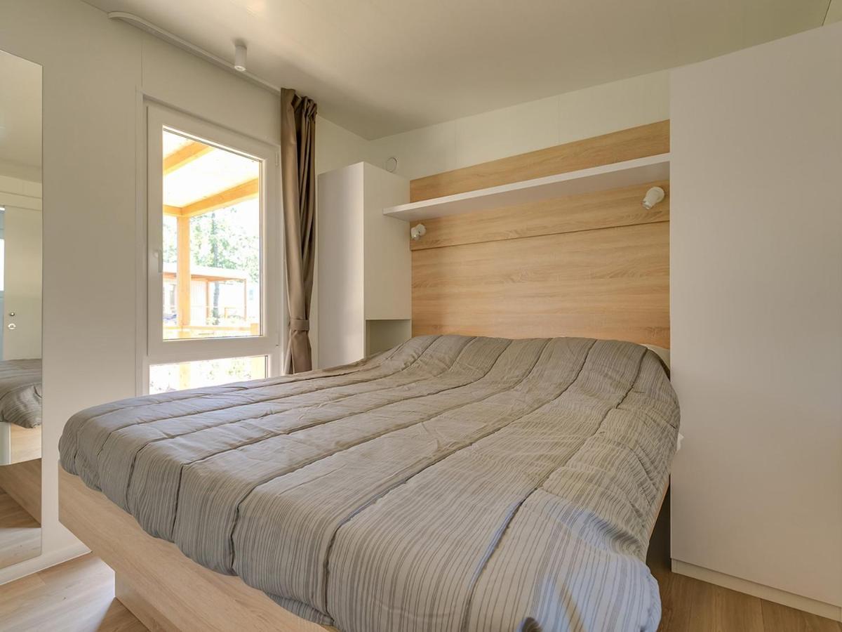 Adriamar Mobile Homes In Park Umag