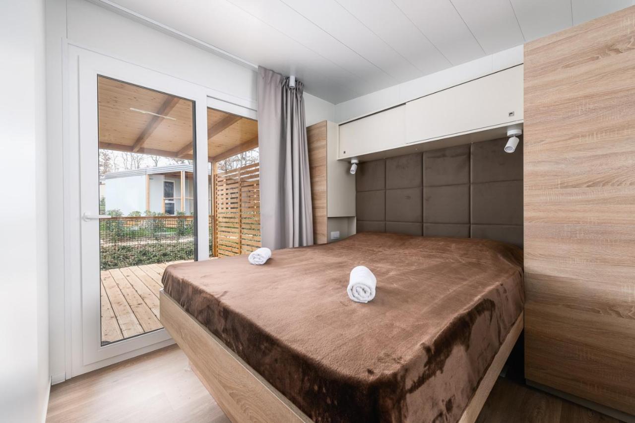 Adriamar Mobile Homes In Park Umag