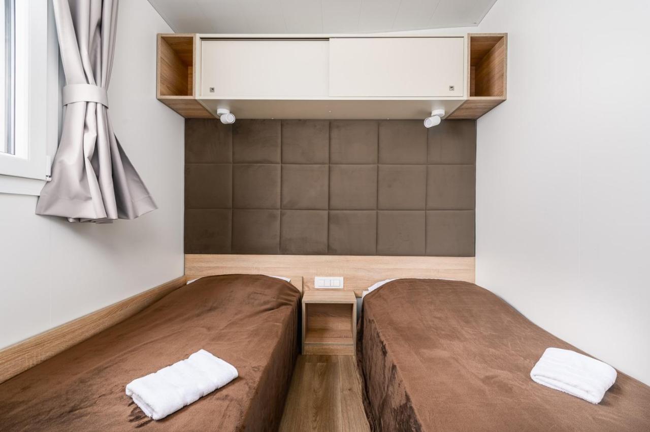 Adriamar Mobile Homes In Park