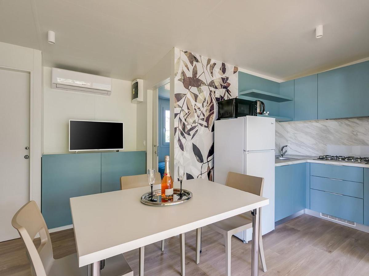 Adriamar Mobile Homes In Park Umag