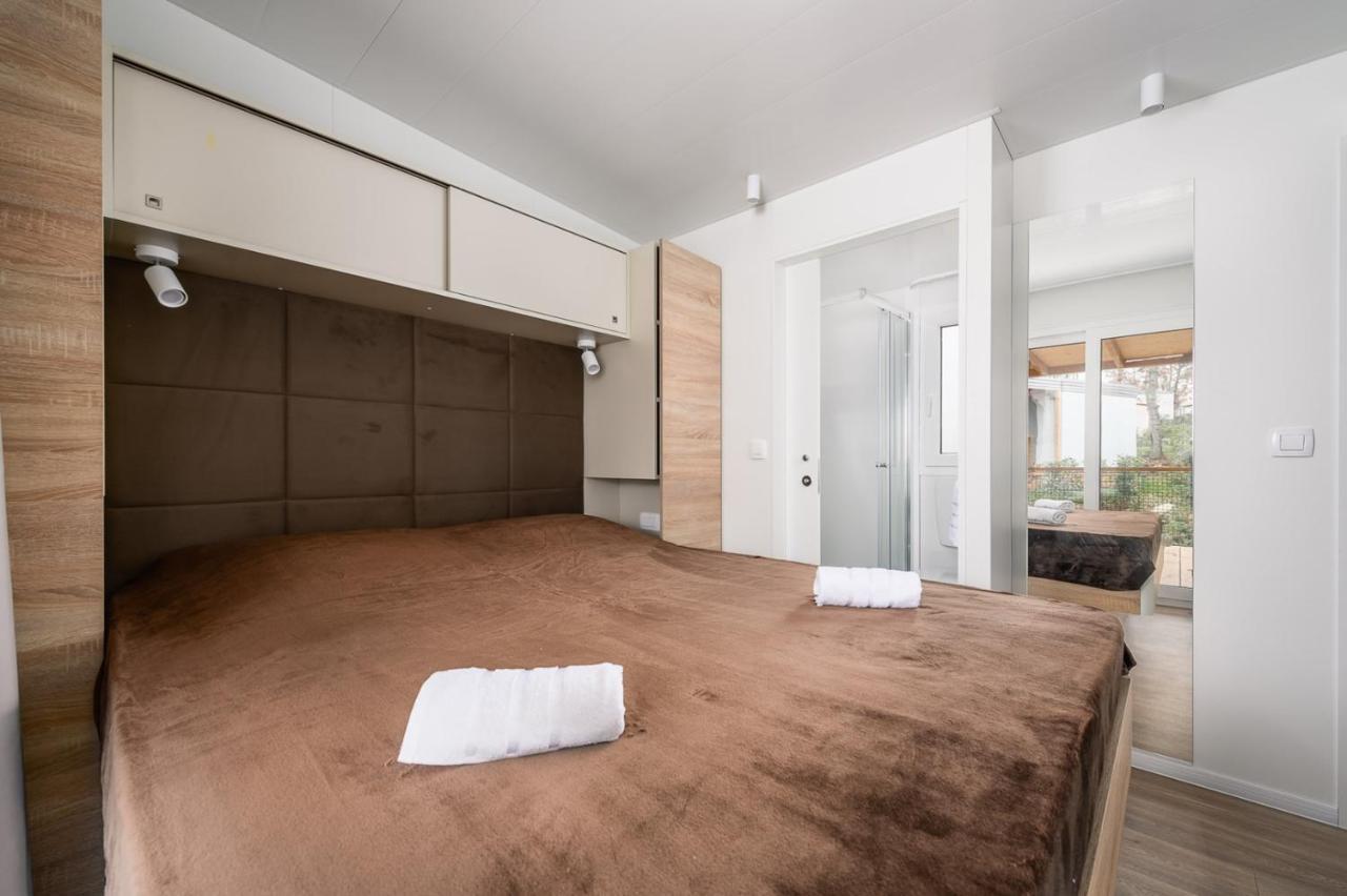 Adriamar Mobile Homes In Park Umag