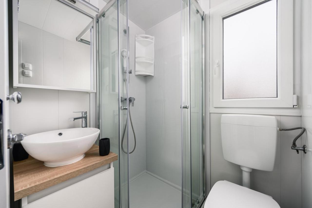 Adriamar Mobile Homes In Park Umag